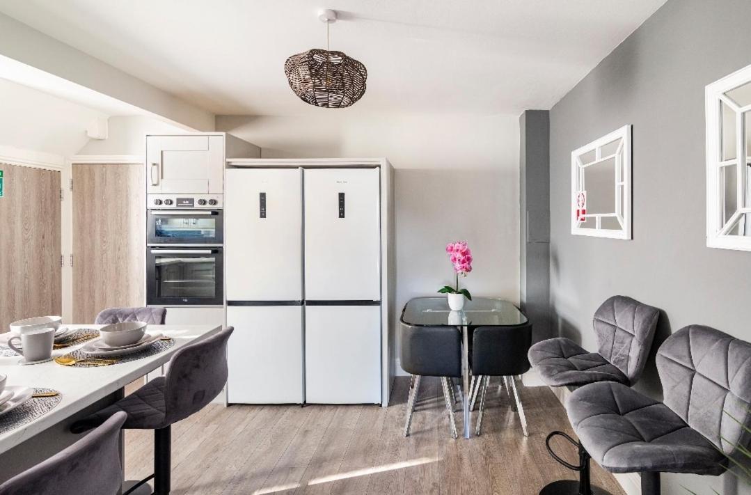 Luxury House 4 Ensuite Bedrooms, Free Parking ,Wifi Oxford Esterno foto