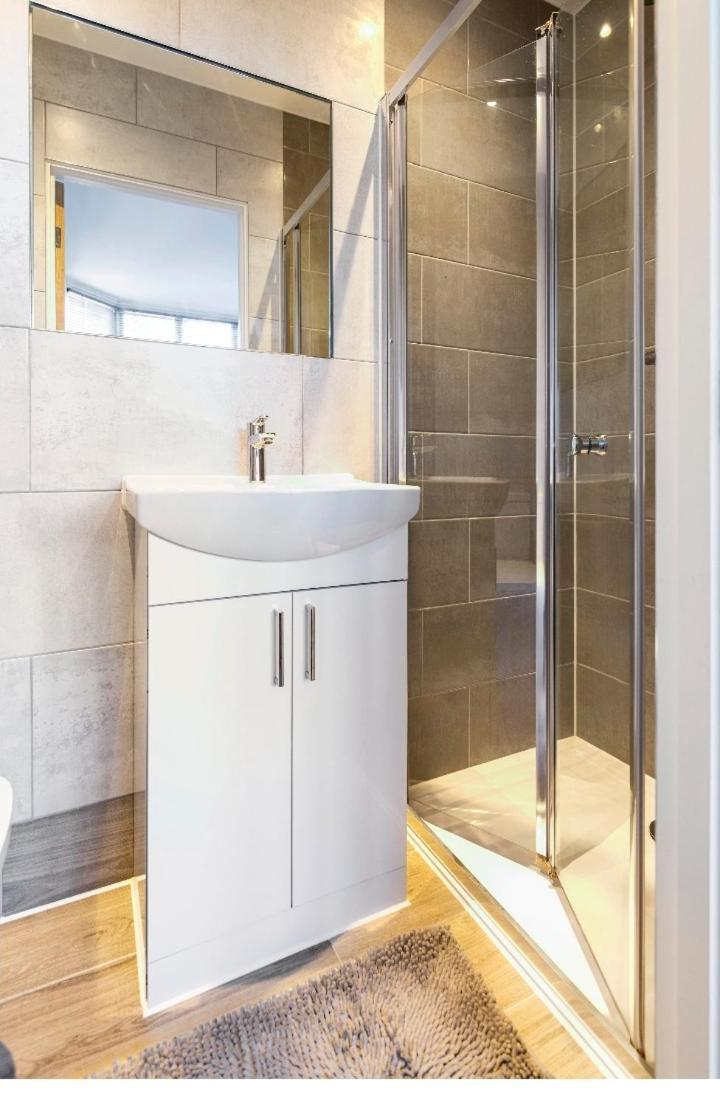 Luxury House 4 Ensuite Bedrooms, Free Parking ,Wifi Oxford Esterno foto